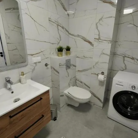 Jan Apartment